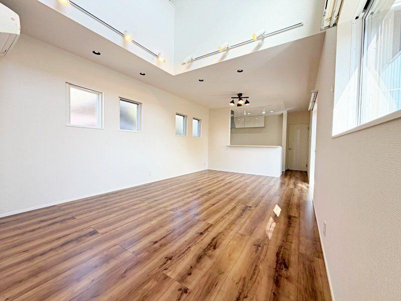 3LDK house in Ichikawa, Chiba - Photo 1