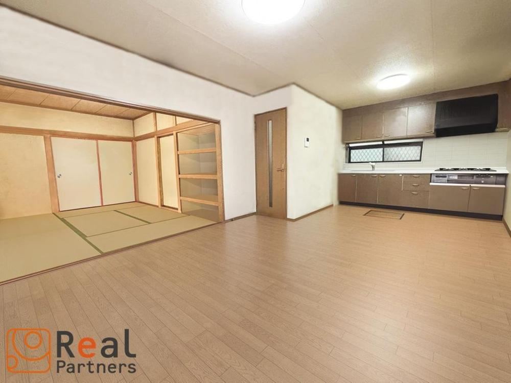4LDK house in Tsurumi Ward, Yokohama, Kanagawa - Photo 1