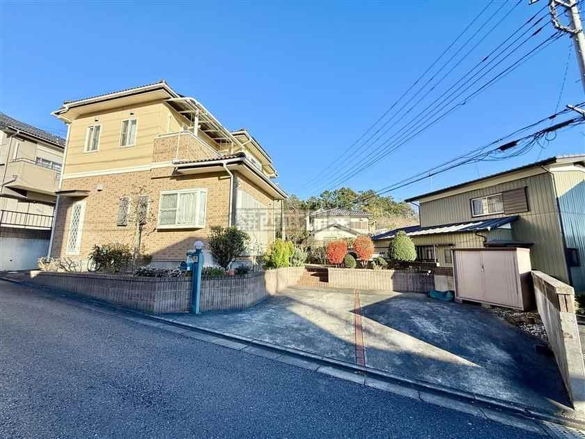 4LDK house in Hanno, Saitama - Photo 1