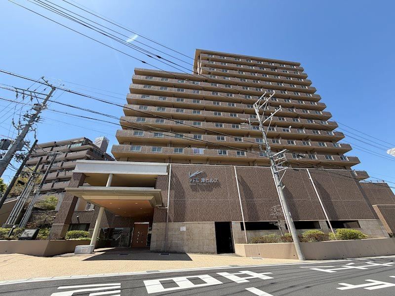 3LDK apartment in Tsu, Mie - Photo 1