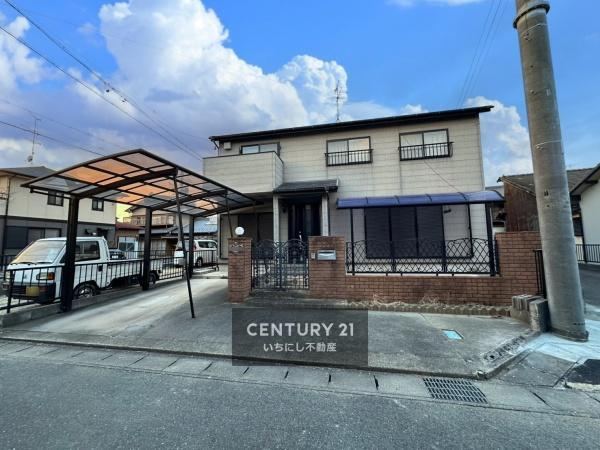 4LDK house in Ichinomiya, Aichi - Photo 1