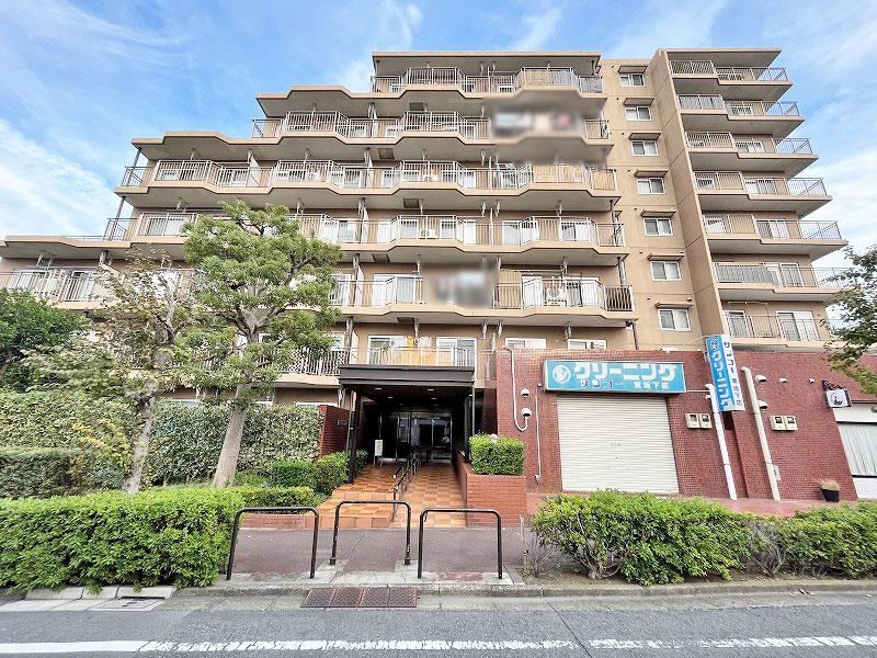 2LDK+S apartment in Itabashi Ward, Tokyo - Photo 1