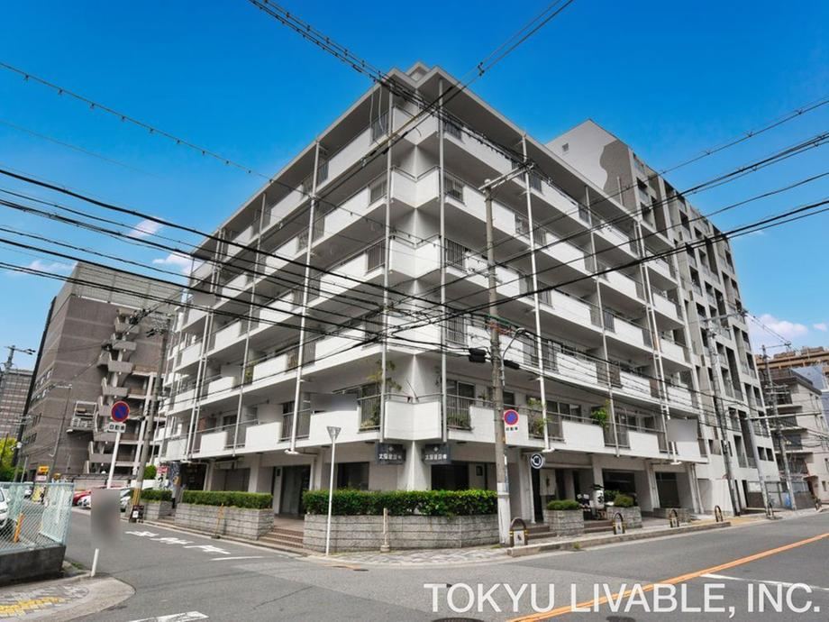 2LDK apartment in Suita, Osaka - Photo 1