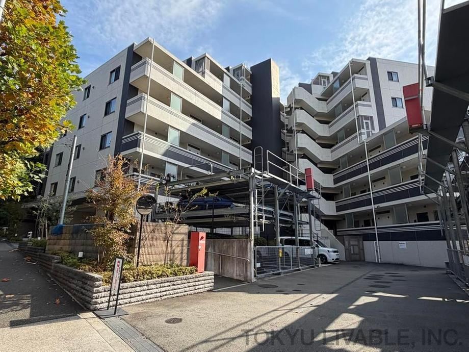 3LDK apartment in Tama, Tokyo - Photo 1