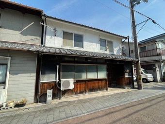 6K house in Ako