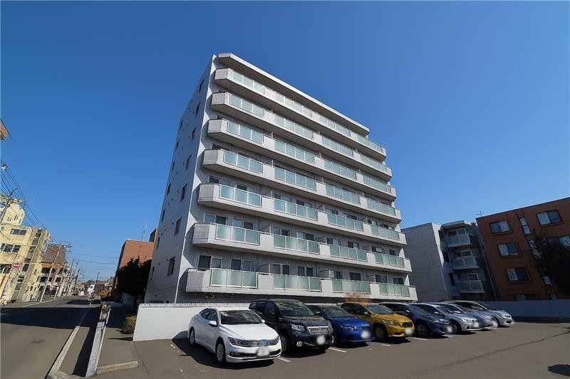 3LDK apartment in Kita Ward, Sapporo, Hokkaido - Photo 1