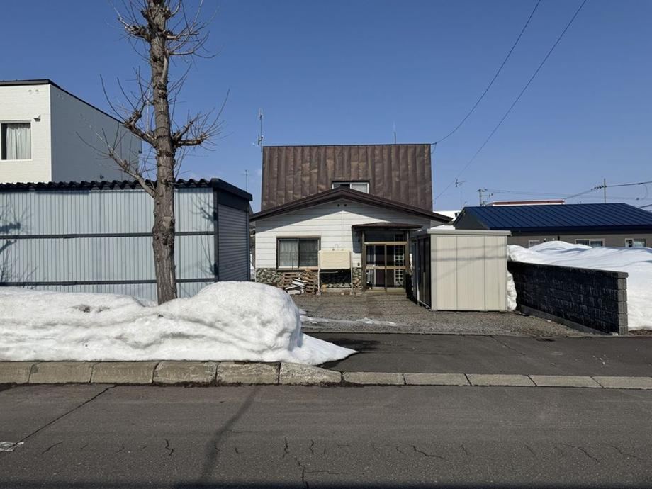 4LDK house in Asahikawa, Hokkaido - Photo 1