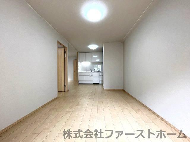 2LDK apartment in Naka Ward, Nagoya, Aichi - Photo 1