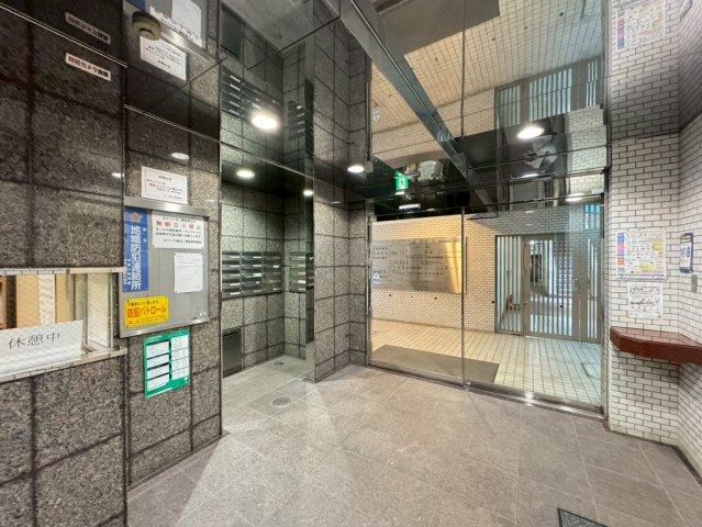 2LDK apartment in Kanagawa Ward, Yokohama, Kanagawa - Photo 1