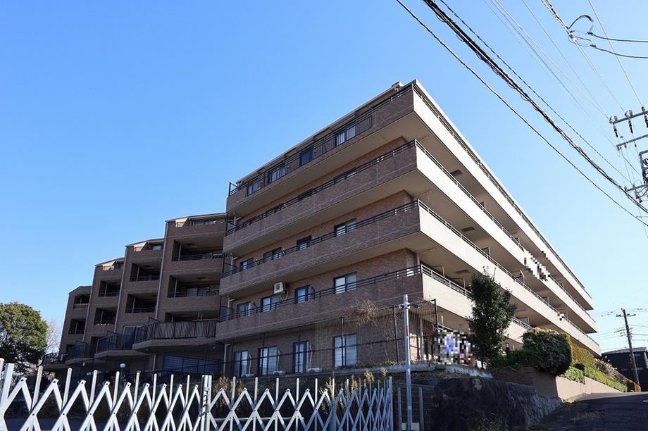 3LDK apartment in Hodogaya Ward, Yokohama, Kanagawa - Photo 1