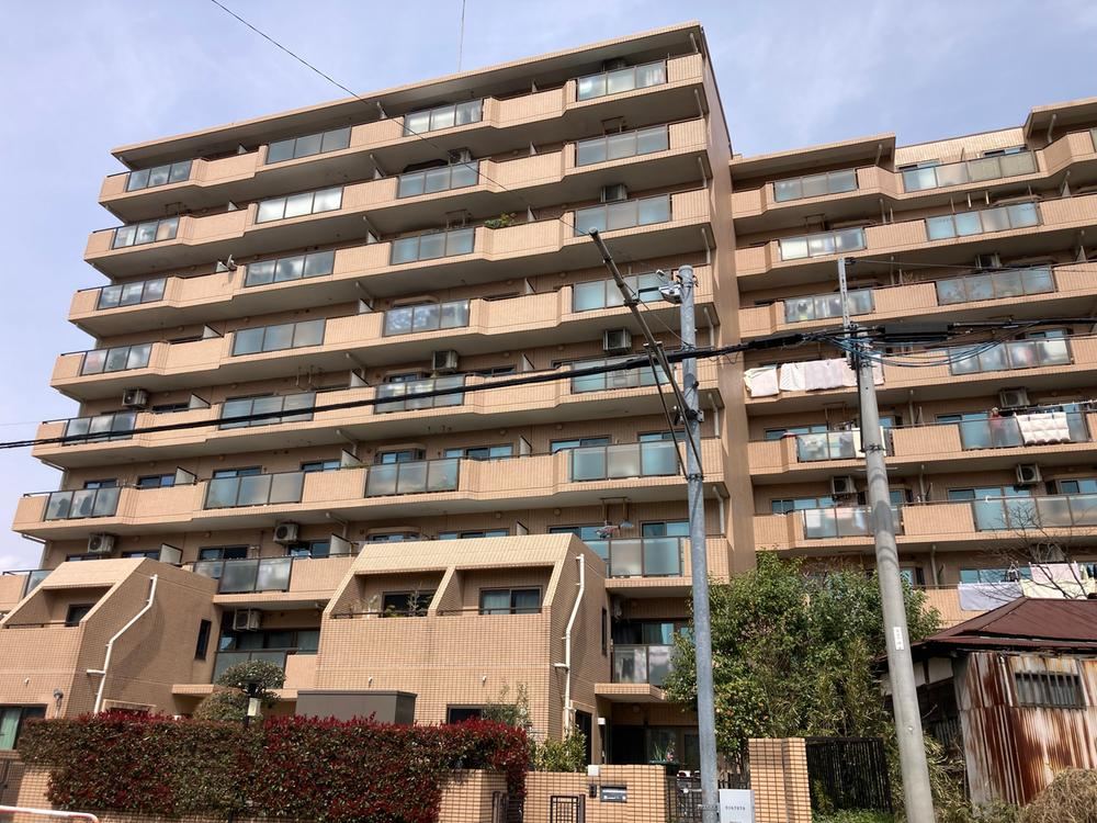 3LDK apartment in Urawa Ward, Saitama - Photo 1