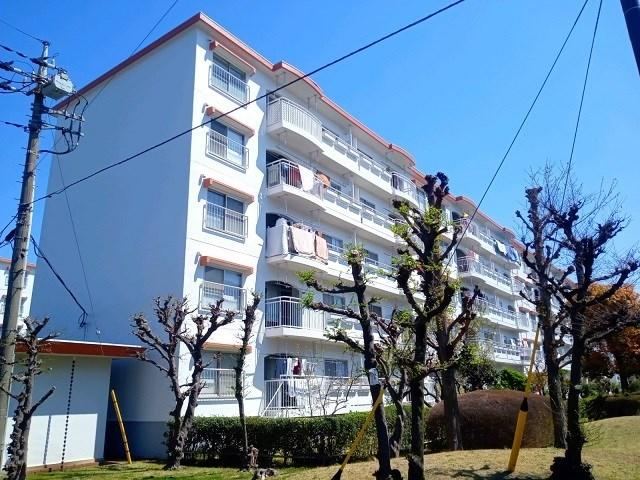 3LDK apartment in Sayama, Saitama - Photo 1