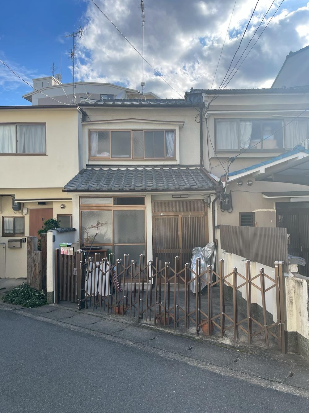 4K house in Nishikyo Ward, Kyoto - Photo 1