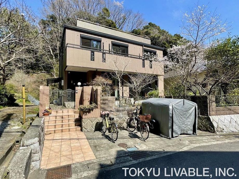 8LDK house in Kamakura, Kanagawa - Photo 1