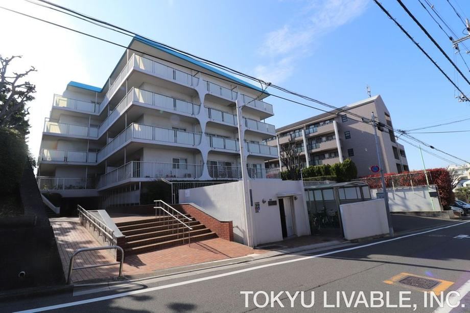3LDK apartment in Ota Ward, Tokyo - Photo 1