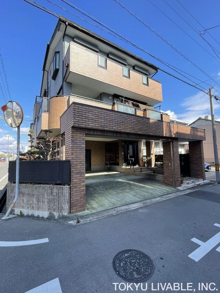 5LDK house in Kitanagoya, Aichi - Photo 1