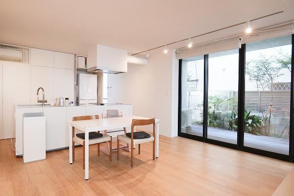 1LDK apartment in Meguro Ward, Tokyo - Photo 1