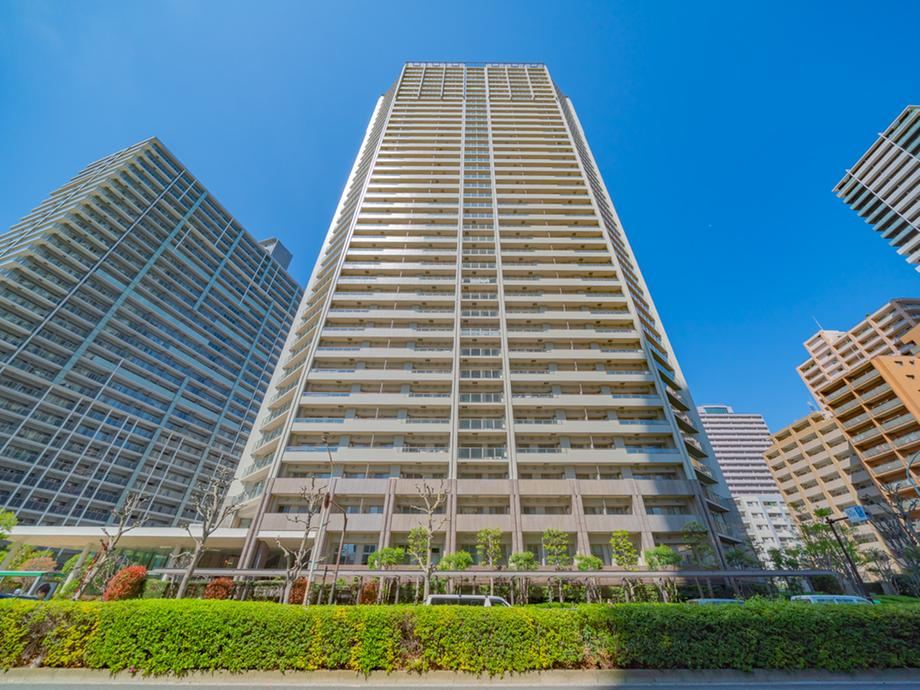 3LDK apartment in Minato Ward, Tokyo - Photo 1