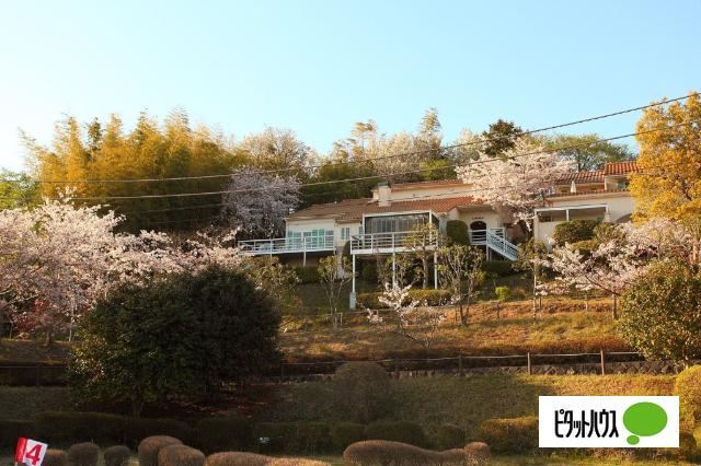 6LDK house in Ito, Shizuoka - Photo 1