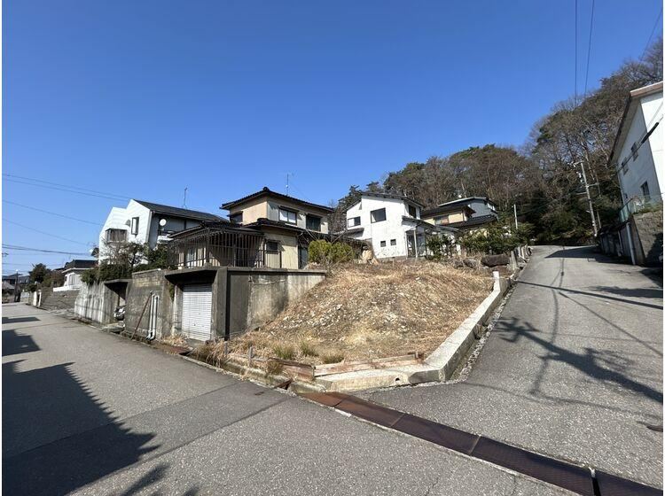 170 m² land in Kanazawa, Ishikawa - Photo 1