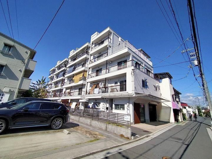 3LDK apartment in Naka Ward, Hiroshima - Photo 1