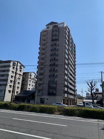 3LDK apartment in Sakai Ward, Sakai, Osaka - Photo 1