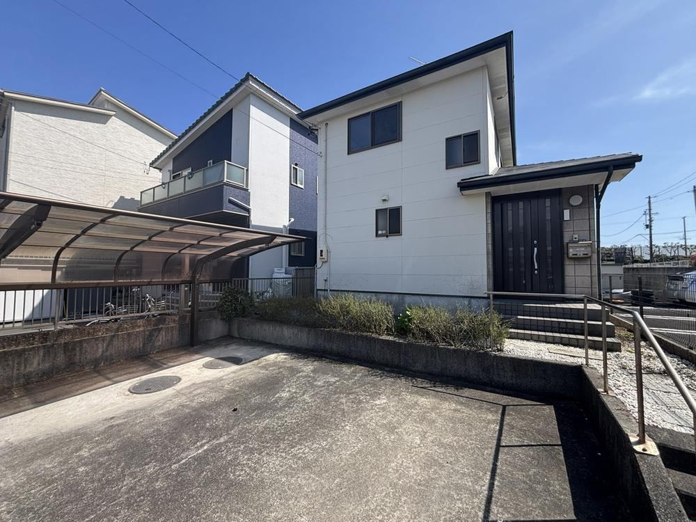 3DK house in Suruga Ward, Shizuoka - Photo 1