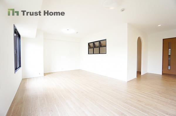 3LDK apartment in Sanda, Hyogo - Photo 1