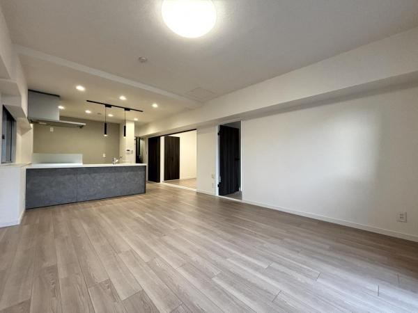 2LDK+S apartment in Chikusa Ward, Nagoya, Aichi - Photo 1