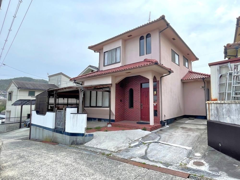 4LDK house in Kure, Hiroshima - Photo 1