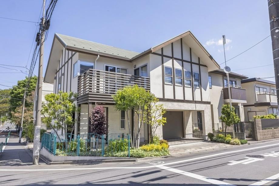 2LDK+S house in Suginami Ward, Tokyo - Photo 1