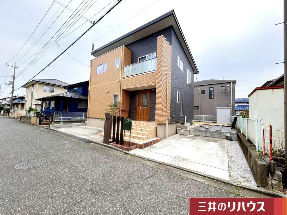 4LDK house in Sayama, Saitama - Photo 1