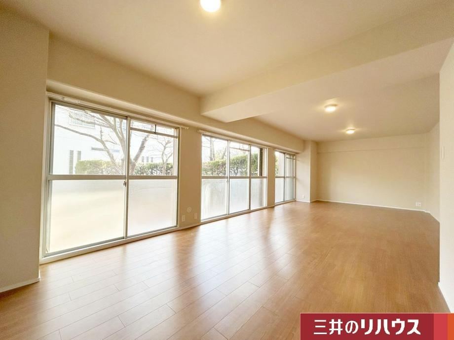 3LDK apartment in Mino, Osaka - Photo 1
