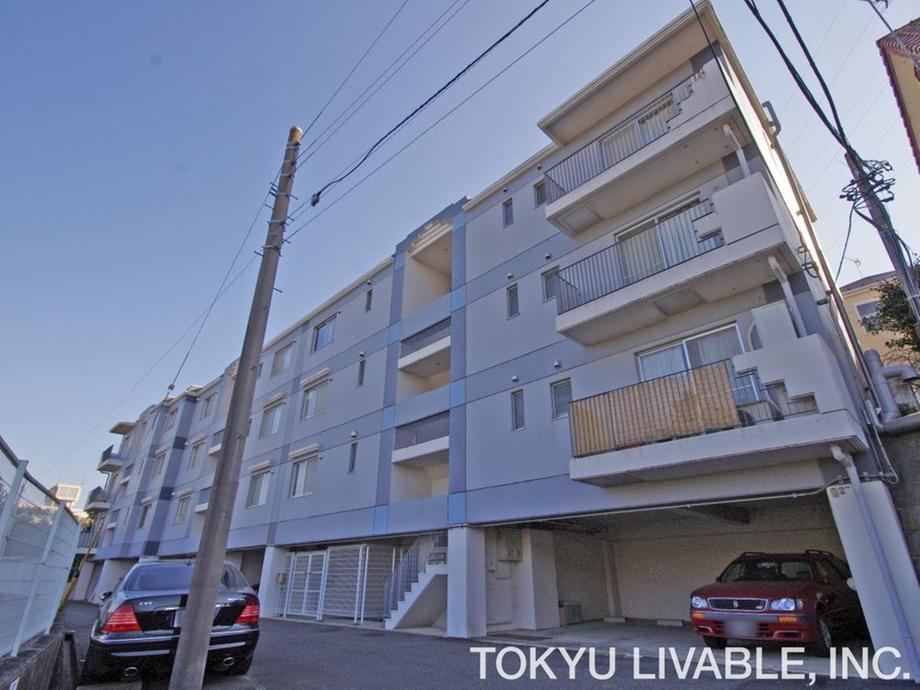 2DK apartment in Kohoku Ward, Yokohama, Kanagawa - Photo 1