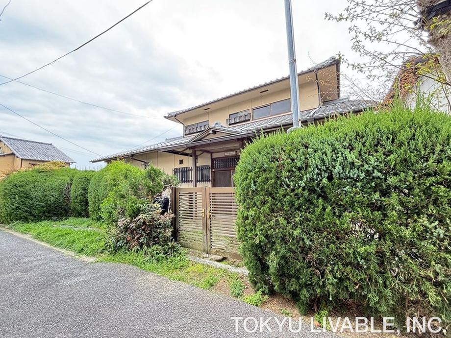 7LDK house in Ukyo Ward, Kyoto - Photo 1