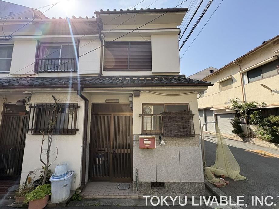 4K house in Joto Ward, Osaka - Photo 1