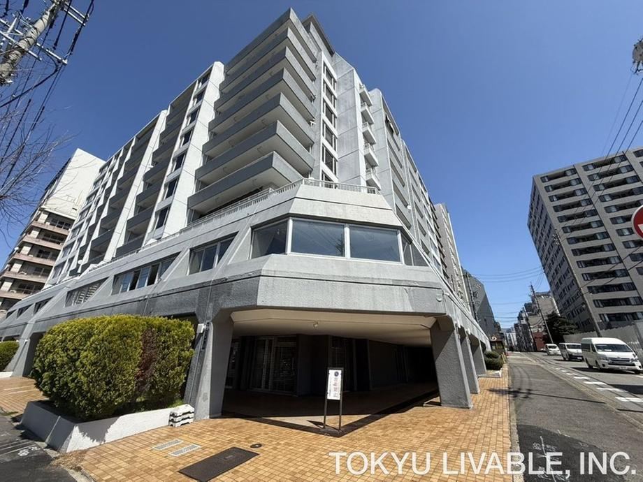3LDK apartment in Naka Ward, Nagoya, Aichi - Photo 1