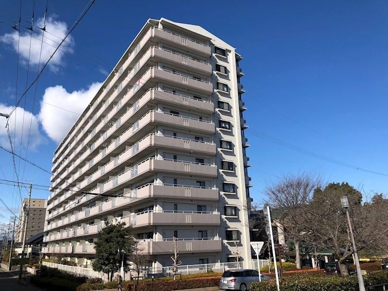 3LDK apartment in Kuwana, Mie - Photo 1