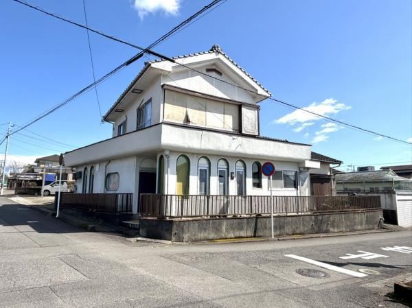 4LDK house in Miyakonojo, Miyazaki - Photo 1