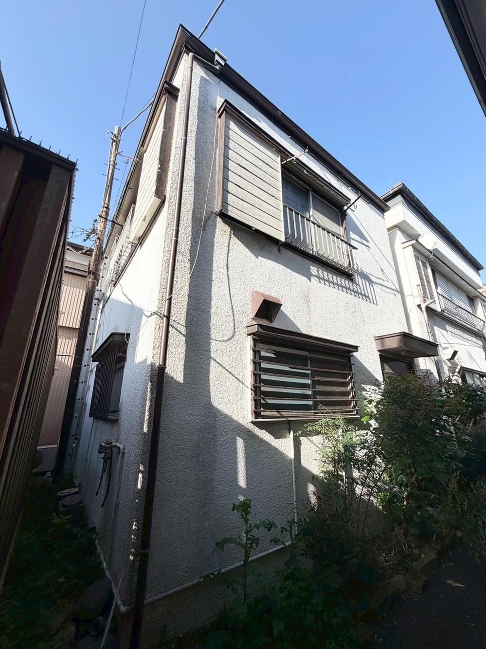 3DK house in Ichikawa, Chiba - Photo 1