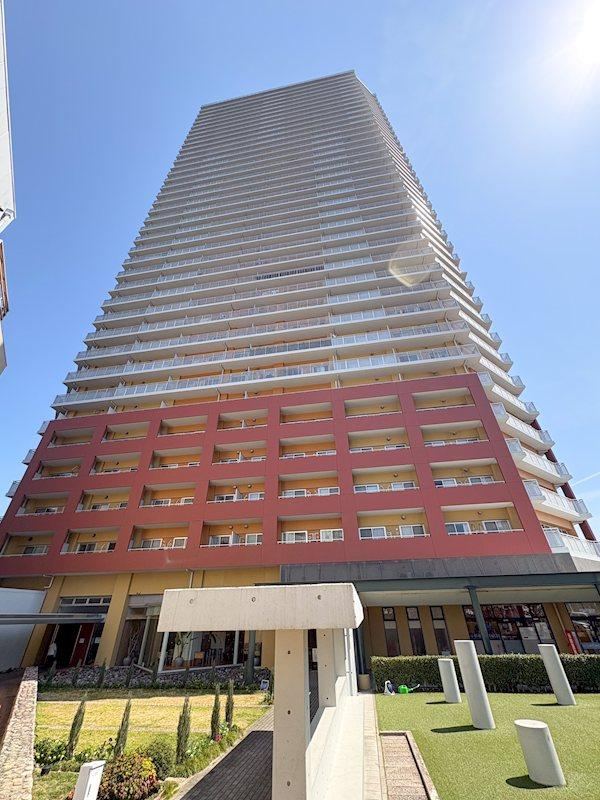 3LDK apartment in Otsu, Shiga - Photo 1