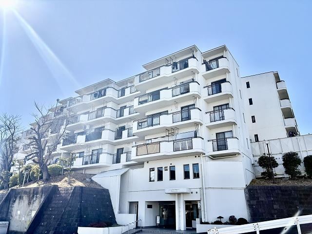 3LDK apartment in Kashiwa, Chiba - Photo 1