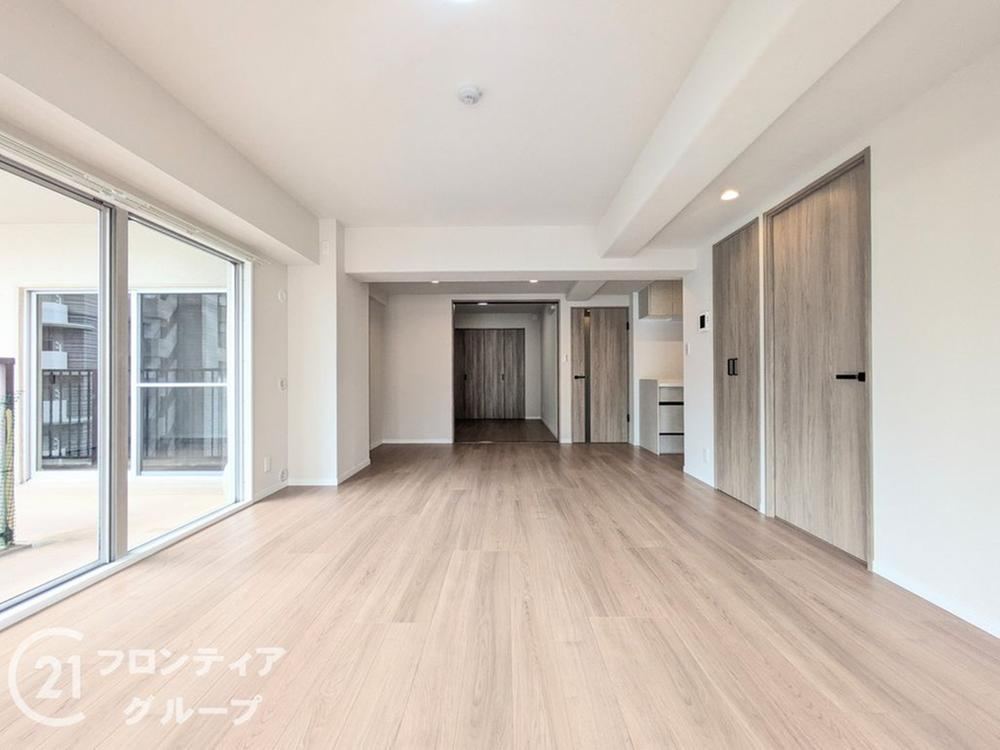 3LDK apartment in Chuo Ward, Kobe, Hyogo - Photo 1