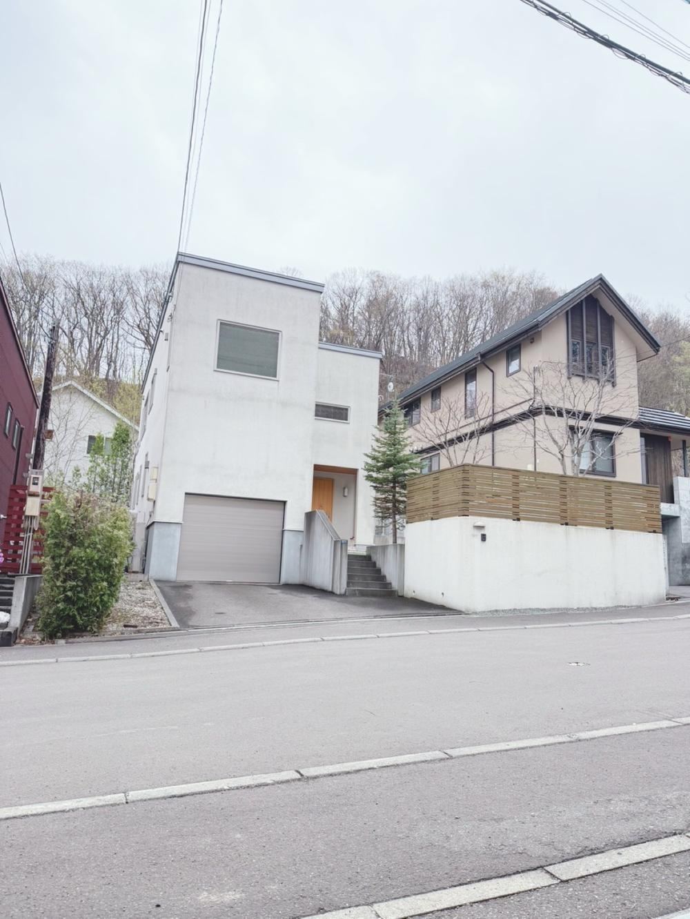 4LDK house in Chuo Ward, Sapporo, Hokkaido - Photo 1