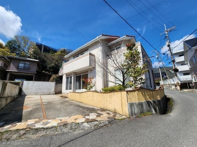 4LDK house in Asaminami Ward, Hiroshima - Photo 1