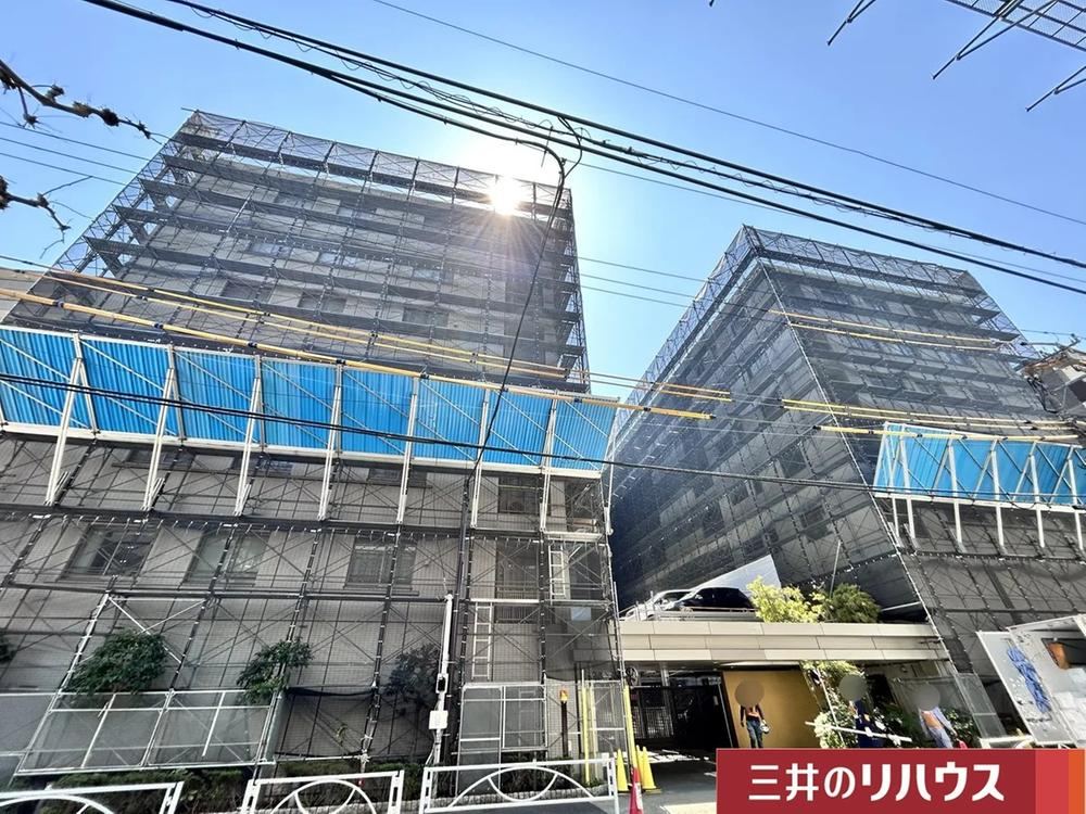 3LDK apartment in Sumida Ward, Tokyo - Photo 1