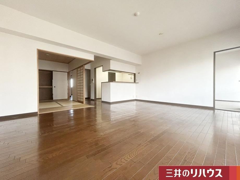 4LDK apartment in Nishi Ward, Kobe, Hyogo - Photo 1