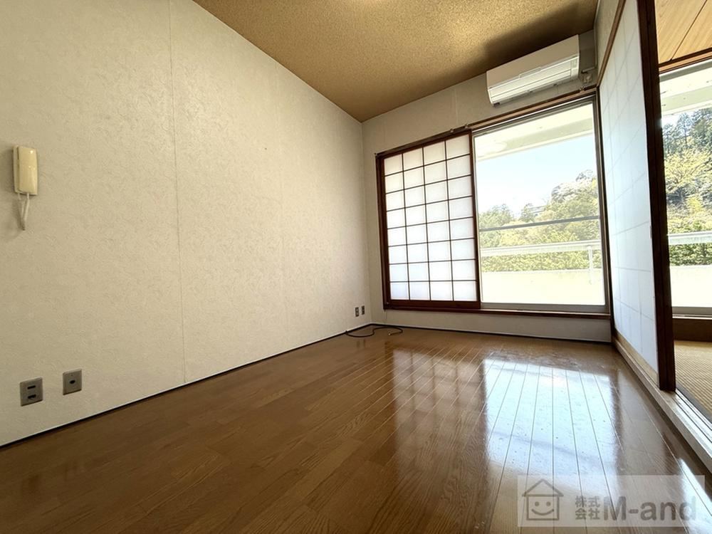 1LDK apartment in Atami, Shizuoka - Photo 1