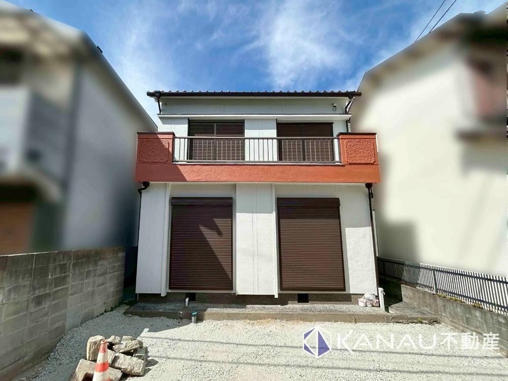 4LDK house in Tarumi Ward, Kobe, Hyogo - Photo 1