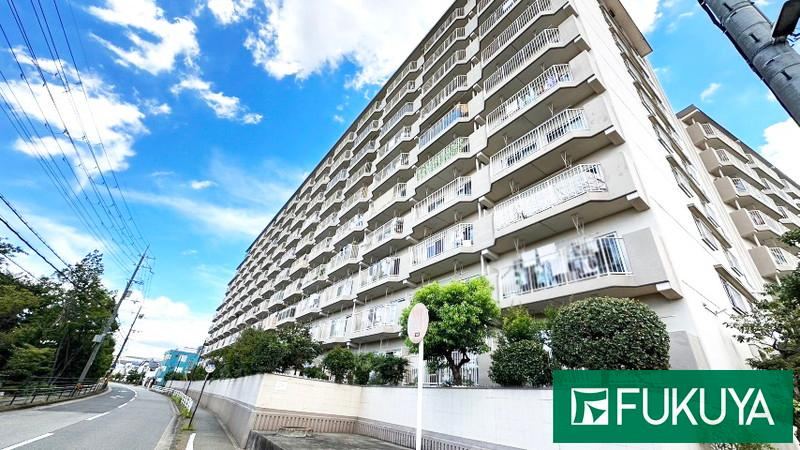1LDK+2S apartment in Takarazuka, Hyogo - Photo 1